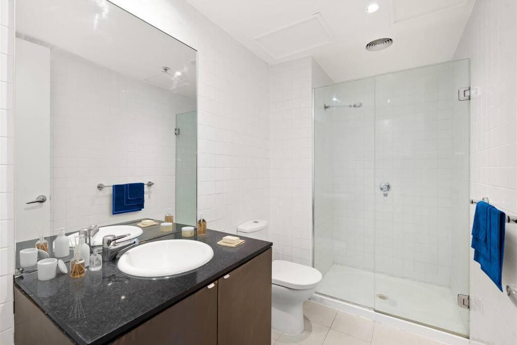 Collins Central 2-Bd Apartment With Pre-Reserve Parking メルボルン エクステリア 写真